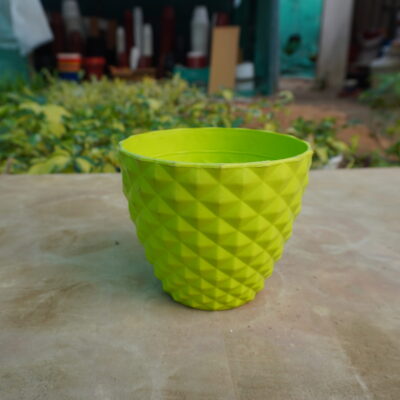 Green 6 inch plastic pots